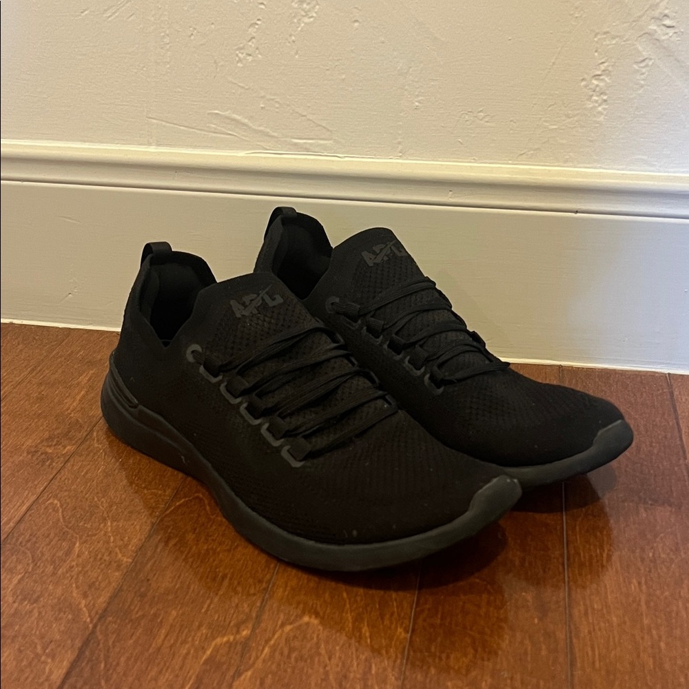 APL Men's TechLoom Breeze